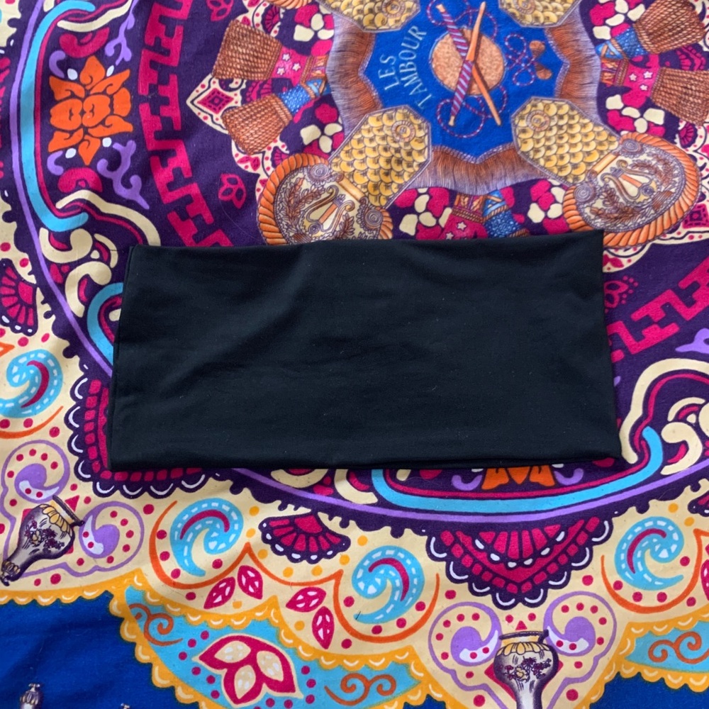 black bandeau top